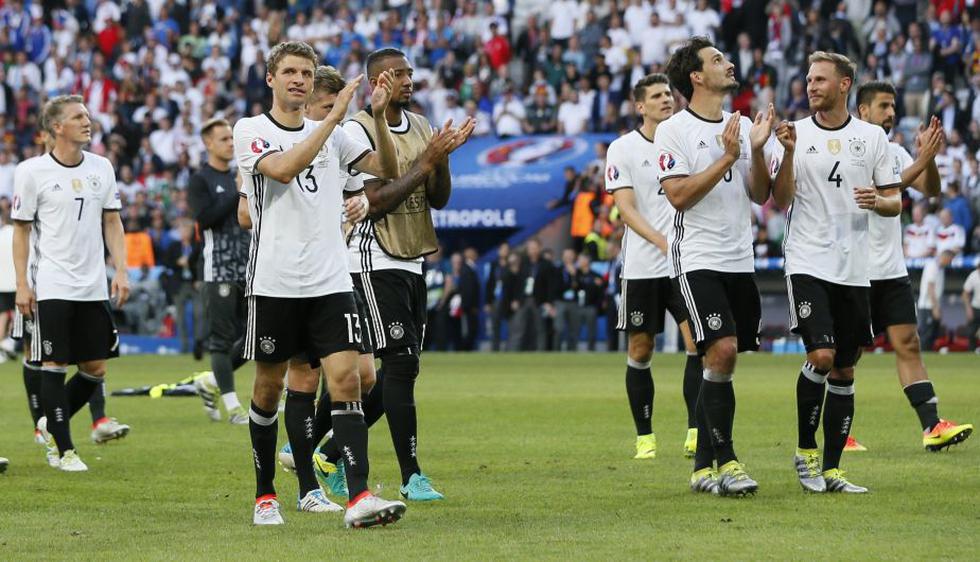 Alemania goleó 3-0 a Eslovaquia y ya está en cuartos de final de la Eurocopa 2016. (Reuters)