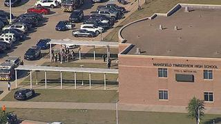 Varios heridos en tiroteo en una escuela de secundaria de EE.UU.
