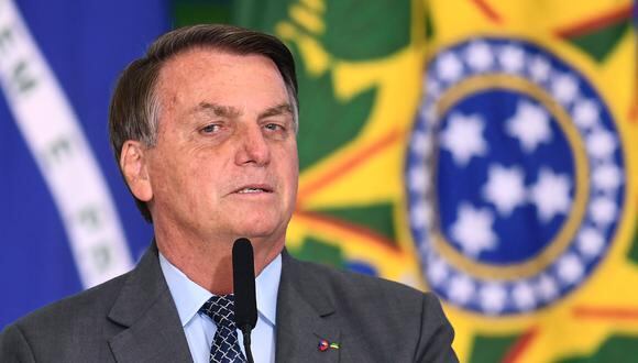 La Conmebol  incluso agradeció al presidente Jair Bolsonaro, que niega la gravedad del COVID-19, por “abrir las puertas” del país a la Copa América, que comenzará previsiblemente el 13 de junio. (Foto:  EVARISTO SA / AFP)