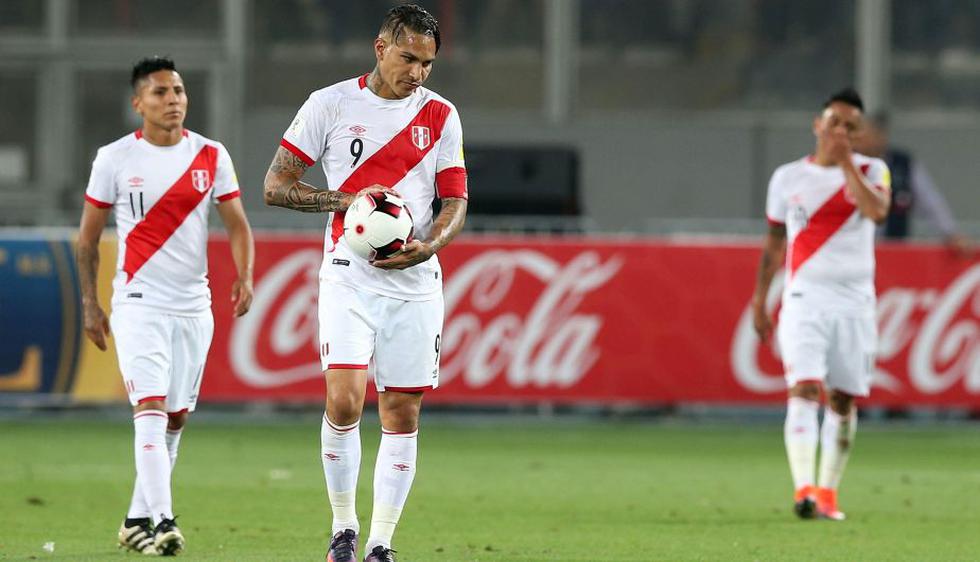 Perú cayó 2-0 ante Brasil y se complica en las Eliminatorias Rusia 2018. (EFE)