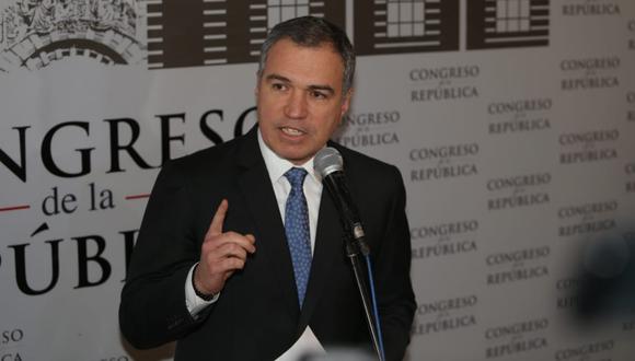 Expremier Salvador del Solar lidera lista para la presidencia del Perú