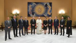 El papa Francisco y el presidente de Argentina se reunieron en el Vaticano durante 25 minutos 