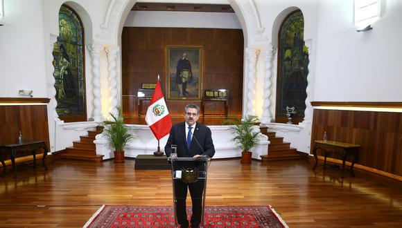 En un mensaje a la Nación, el presidente de la República, Manuel Merino, anunció su renuncia a la Presidencia de la República. (Foto: Presidencia)