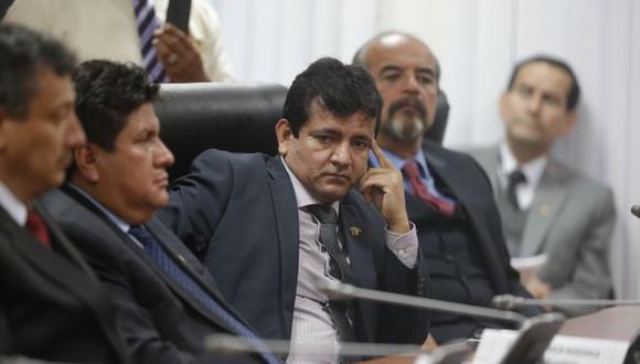 Luis López Vilela niega las acusaciones en su contra, pero testimonios respaldan a Noceda. (Perú21)