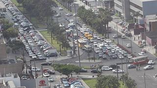 Lima Metropolitana tiene un déficit de 30 mil playas de estacionamientos