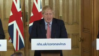 Reino Unido: Boris Johnson “continúa mejorando” en cuidados intensivos