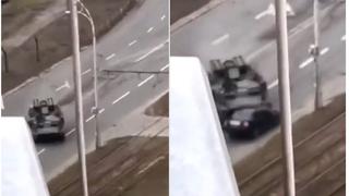 Ucrania: el momento exacto que un tanque blindado pasa por encima de un auto [VIDEO]