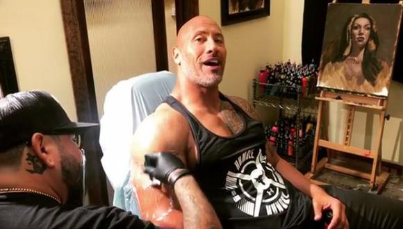 Dwayne 'La Roca' Johnson dejó atrás su famoso tatuaje de toro y lo transformó en algo más llamativo (Instagram)