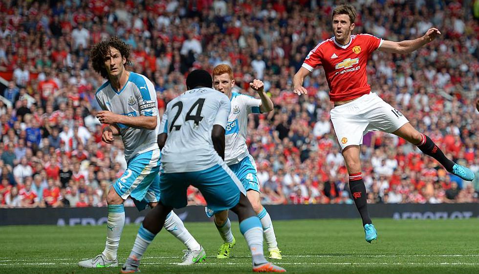 Newcastle frenó buen inicio del Manchester United en la Premier League y le arrancó un empate 0-0. (AFP)