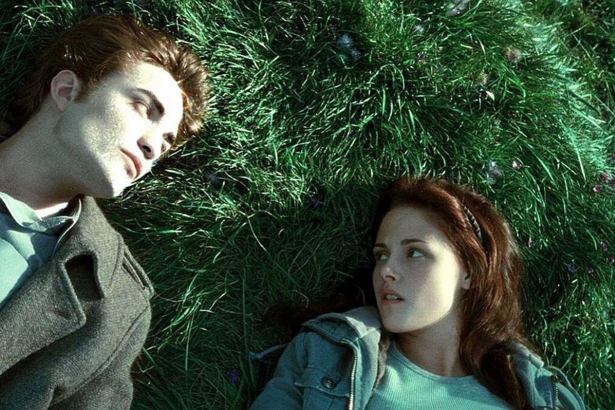 Edward y Bella vuelven en un nuevo libro de la saga 'Crepúsculo': 'Midnight  Sun', Televisión
