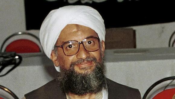 Esta fotografía de 1998 muestra a Ayman al Zawahiri en Khost, Afganistán. (Foto: AP /Mazhar Ali Khan).