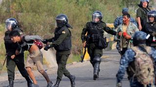 El número de muertos sube a 7 en Bolivia y los heridos superan el centenar