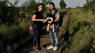 De Irak a Alemania: Así fue la odisea de un matrimonio de refugiados y su bebé [Fotos]