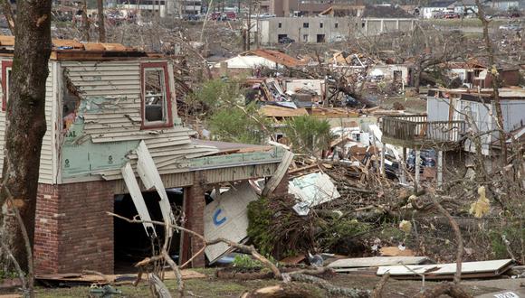 Tornado arrasa localidades en Estados Unidos. (Foto: AFP)