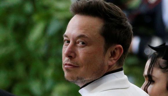 Elon Musk causó revuelo por su aparición en un show de Internet. Las renuncias de dos directivos golpearon a Tesla, su compañía, en la Bolsa de Nueva York. (Foto: Reuters)