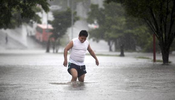 Más de 1500 casas sufrieron daños en el estado de Veracruz por la tormenta. (AP)