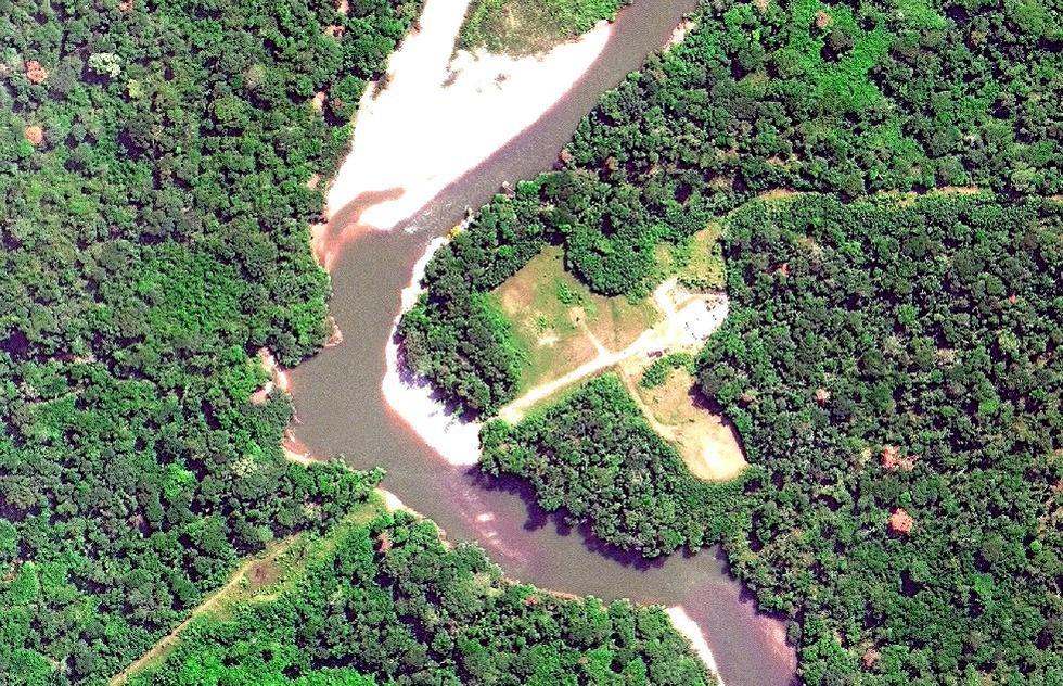 Las imágenes a escala regional son provistas por el satélite Landsat, que es usado por Google y Apple para generar sus mapas.