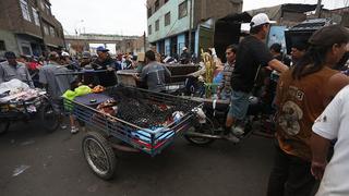 Lima: Cerca de 1,000 ‘cachineros’ se resisten a dejar Tacora [Fotos]