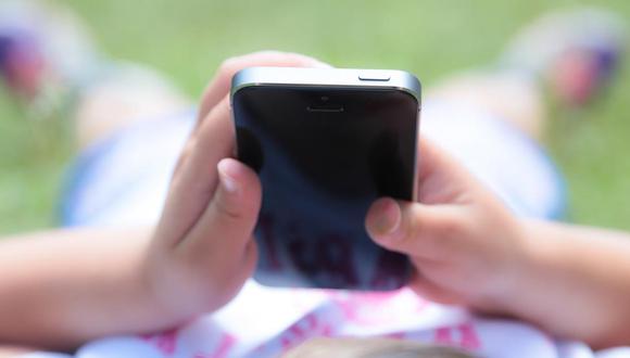 Este pedido se da par la creciente preocupación sobre los efectos de los gadgets y las redes sociales en los jóvenes. (Apple/Getty Images)