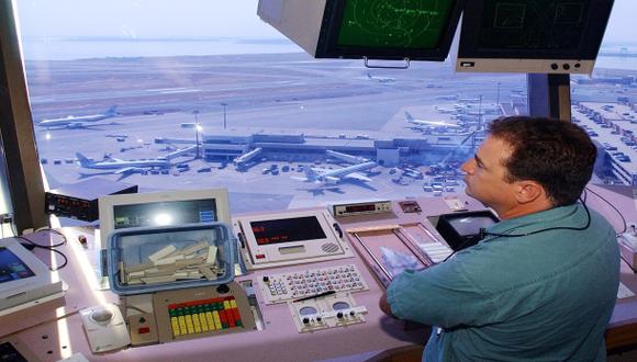 Controladores aéreos cobran hasta S/ 60,000 mensuales, según programa Punto Final. (Foto: GEC)