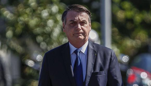Aunque parecía imposible, la semana pasada Bolsonaro fue elogiado por la izquierda por frenar un incremento previsto de 5.7% en el precio de los combustibles. (Foto: AFP)