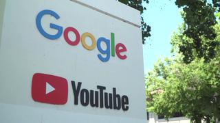 Gobierno ruso denuncia “censura” de YouTube y amenaza con suspenderlo en el país como represalia