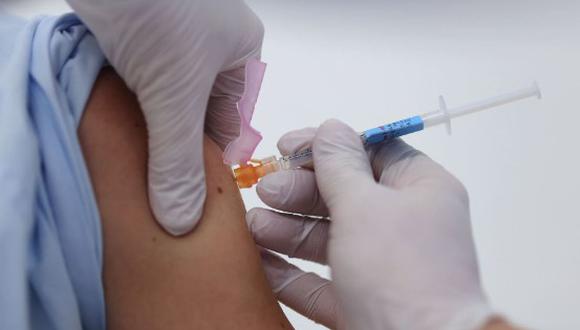 PROTECCIÓN. La vacuna aprobada por la OMS demostró su eficacia entre pacientes de 4 a 16 años.