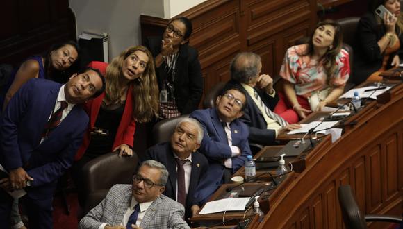 Tras más de cuatro horas, el Pleno del Congreso fracasó en su intento de adelantar las elecciones generales complementarias para diciembre de este año. FOTO: Anthony Niño de Guzman / @photo.gec