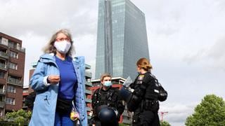 Coronavirus: Alemania mantiene la distancia social y retirará aviso contra viajes europeos 