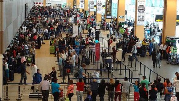 Recomiendan tomar precauciones en el Aeropuerto Jorge Chávez por APEC 2016 (Comercio)