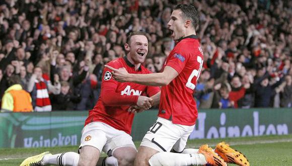 Manchester United hizo el milagro gracias a Robin van Persie. (AP)