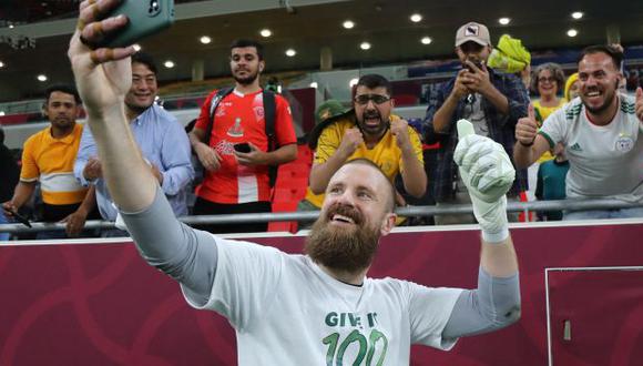 Andrew Redmayne atajó penal decisivo que le dio el triunfo a Australia ante Perú. (Foto: AFP)