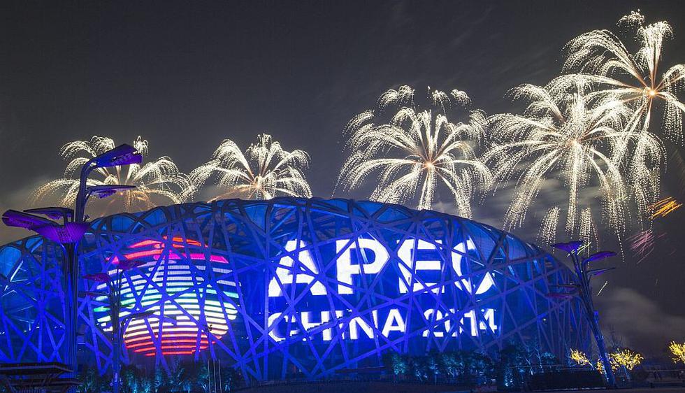 China desplegó este lunes toda la pompa y los medios grandiosos a su alcance para recibir a los dirigentes del Foro APEC. (AP)