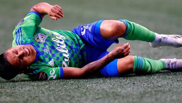 Raúl Ruidíaz sufrió lesión y no jugará dos fechas con Seattle Sounders. (Foto: Agencias)