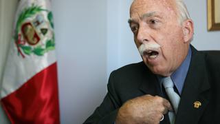 Carlos Tubino se opone a moción para remover a José Chlimper del BCR