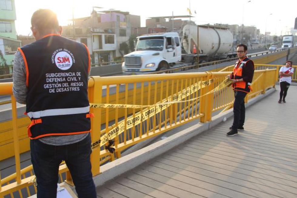La Subgerencia de Defensa Civil de la Municipalidad de San Juan de Miraflores, inspeccionó el puente peatonal Parque Zonal a la altura del Km. 15 de la Panamericana Sur. (Foto: Municipalidad de SJM)