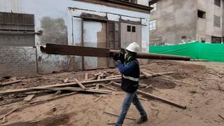 Cercado de Lima: Desmontan estructuras de casona El Buque ante inminente colapso