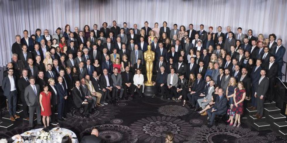 Nominados reunidos para foto oficial de los Premios Oscar 2016. (EFE)