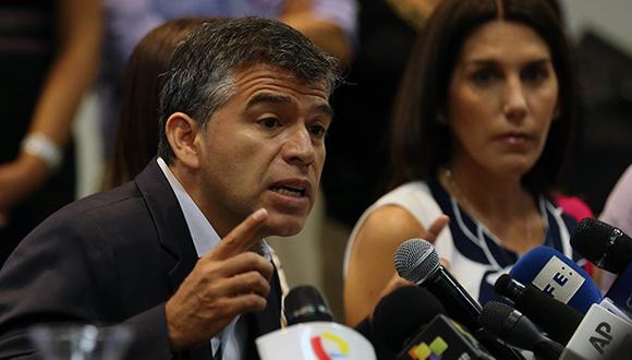 Julio Guzmán pidió la renuncia del fiscal de la Nación, Pedro Chávarry. (Foto: EFE)