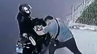 San Luis: hombre taclea a ladrón motorizado y lo balean para robarle celular