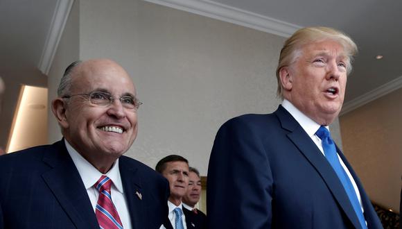 Rudolph Giuliani señala que el pago de Trump a Stormy Daniels es "legal" dado que fue entregado antes de la campaña presidencial de 2016 (Reuters).
