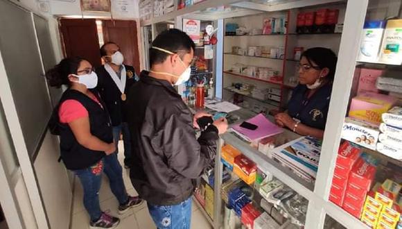 Fiscales y policías inspeccionaron el local de propiedad de la empleada pública.(Enfoque Ayacuchano Noticias)