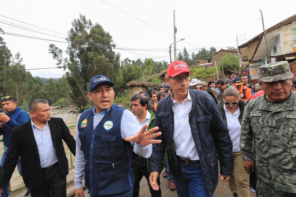 El mandatario llegó a la zona acompañado de varios ministros de Estado. (Foto: Andina)