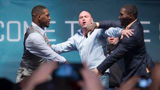UFC: Jon Jones y Anthony Johnson le jugaron una broma pesada a Dana White