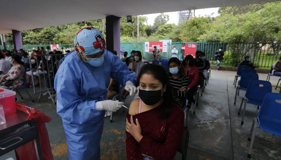 El proceso de vacunación en el Perú comenzó el martes 9 de febrero. (Foto: GEC)