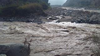 Huaicos y desbordes afectan vía Libertados-Huari y daña campos de cultivo | FOTOS