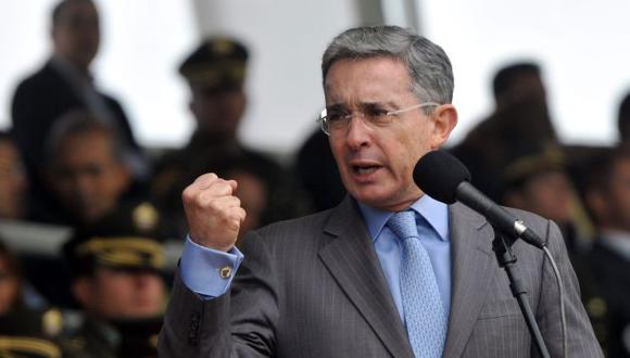El ex presidente de Colombia, Alvaro Uribe, acusa a las FARC del asesinato de su padre (Reuters)