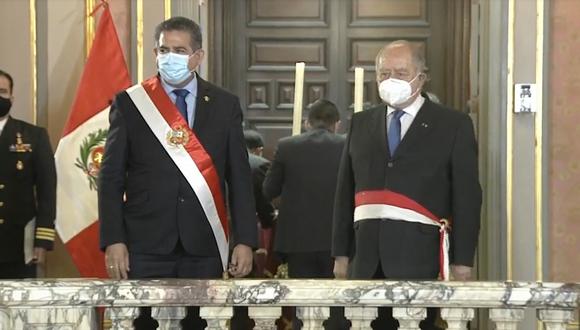 Primer ministro Ántero Flores-Aráoz dijo que la asunción de Merino a la Presidencia es constitucional. (Foto: Captura TV)