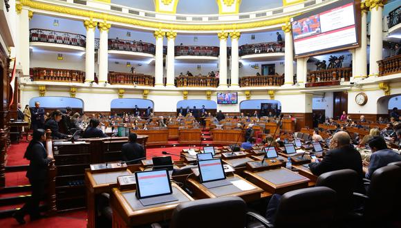La decisión del titular del Parlamento se produce pese a que legisladores de diversas bancadas se mostraron a favor de suspender la semana de representación. (Foto: Congreso)
