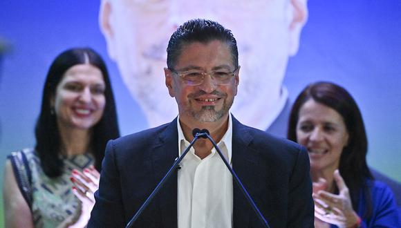 El candidato presidencial costarricense Rodrigo Chaves, del partido Progreso Socialdemócrata. (Foto: Luis ACOSTA / AFP)